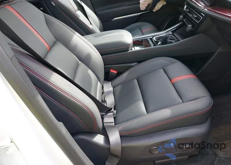 2024 Chevrolet Traverse Awd Rs z USA, uszkodzony, nr VIN 1GNEVLKS3RJ142073